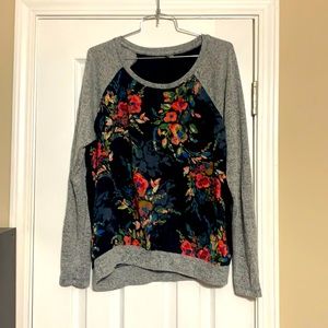 Kut size xl floral long sleeve top